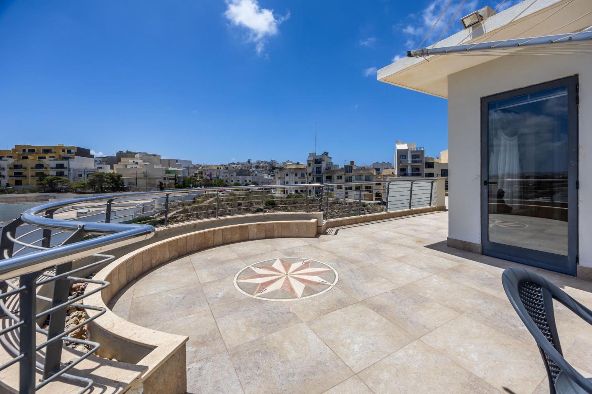 Penthouse With Pool And View By Homely *